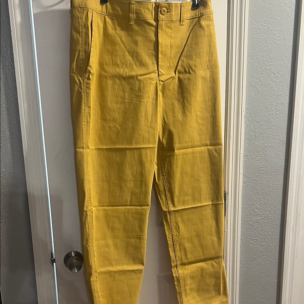 Nike Men's Bright Yellow Chinos
